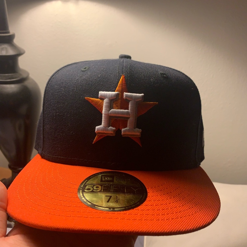 Houston Astros fitted cap (7 1/4)